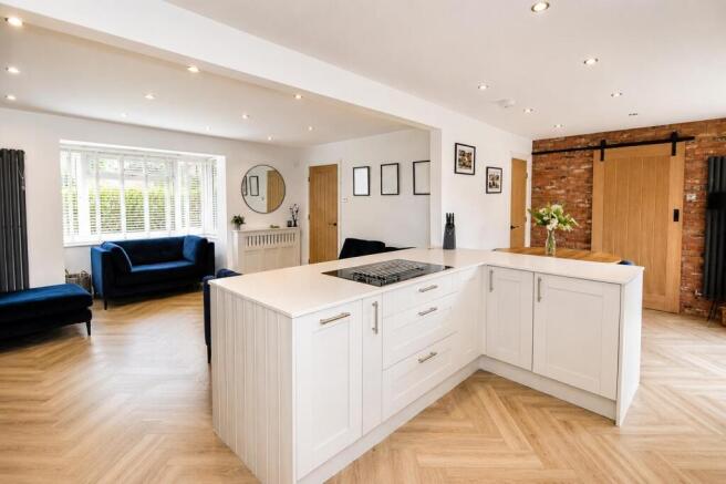 Kitchen/Dining Room