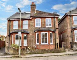 18, Hatfield Road, Ashtead KT21 1BH