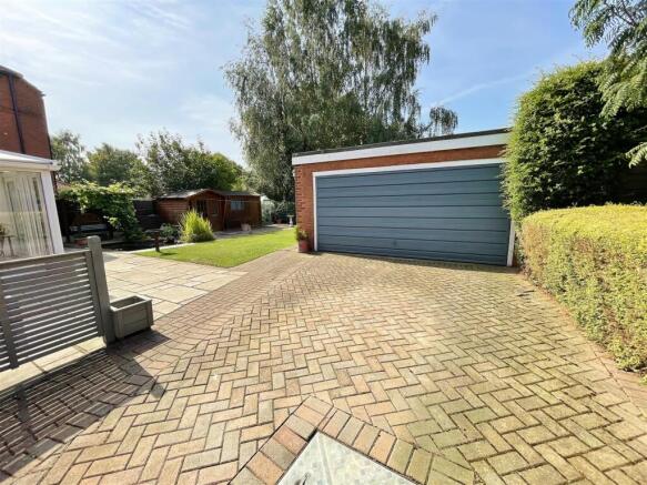 Double Garage