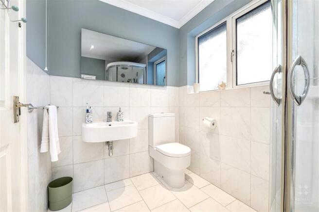 36 Holbourne Close PH-64.jpg