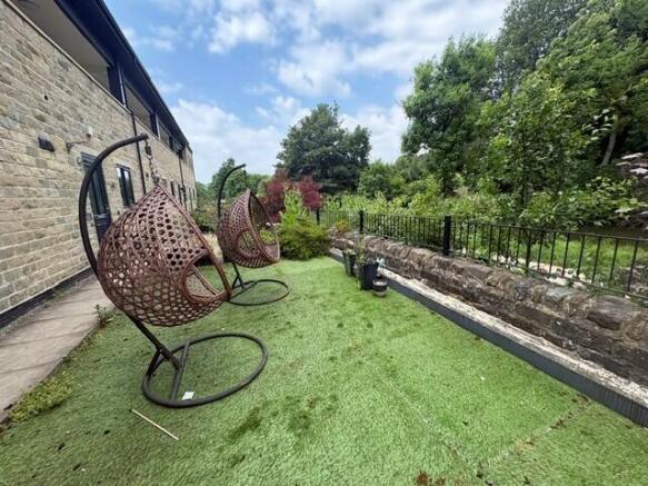 2 bed Apartment for sale Image 9