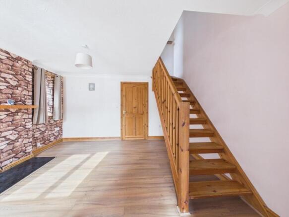 2 bed House for sale Image 7