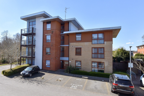 Commonwealth Drive, Three Bridges, Crawley, West Sussex