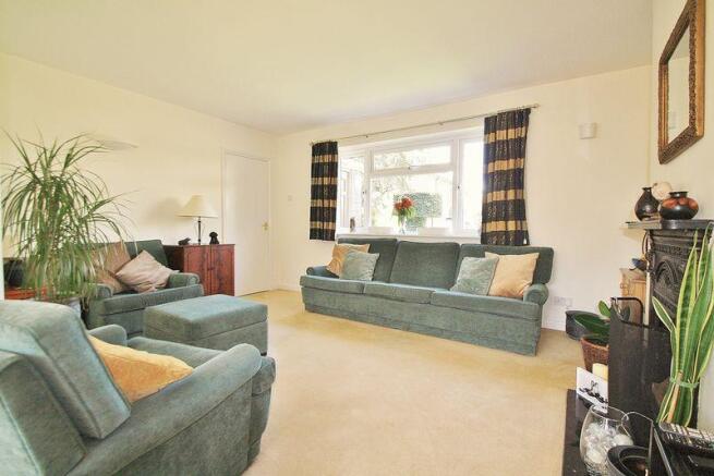 Lounge 2
