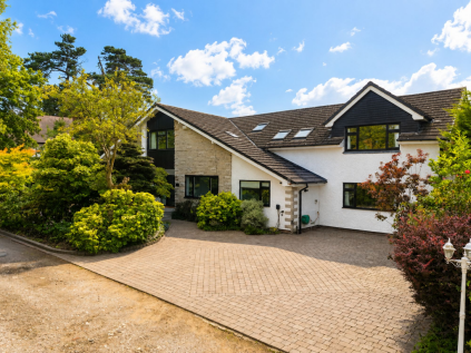 Oldfield Drive, Heswall, CH60