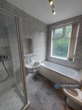 3 bed End of Terrace to rent Image 12