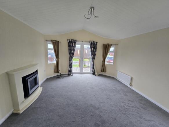 2 bed Caravan for sale Image 6