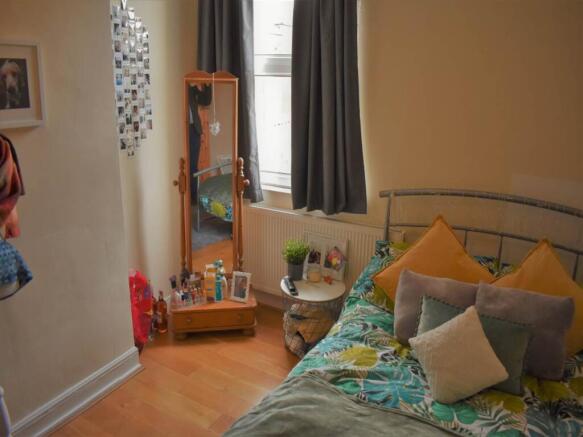 First Floor Rear Bed