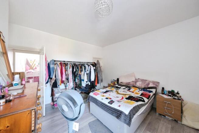 2 bed Terraced for sale Image 10