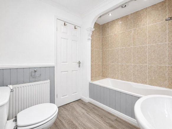 2 bed Detached Bungalow for sale Image 12