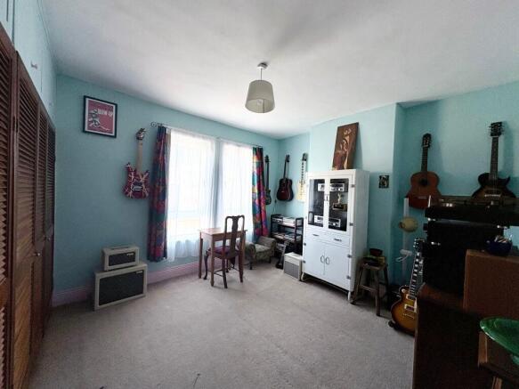 Photo 13