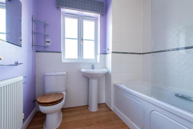 1 Rooks View bathroom first floor.jpg