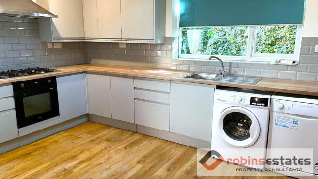 Kitchen 1a_169418842