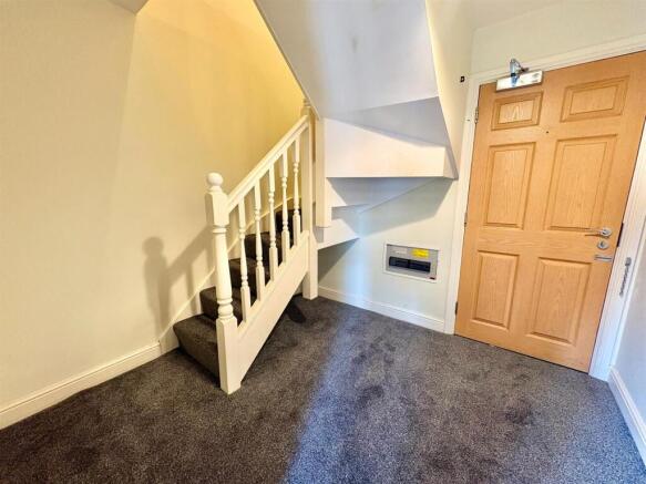 2 bed Apartment for sale Image 9