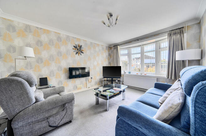 Nythe Road, Stratton St Margaret, Swindon, SN3 photo 4