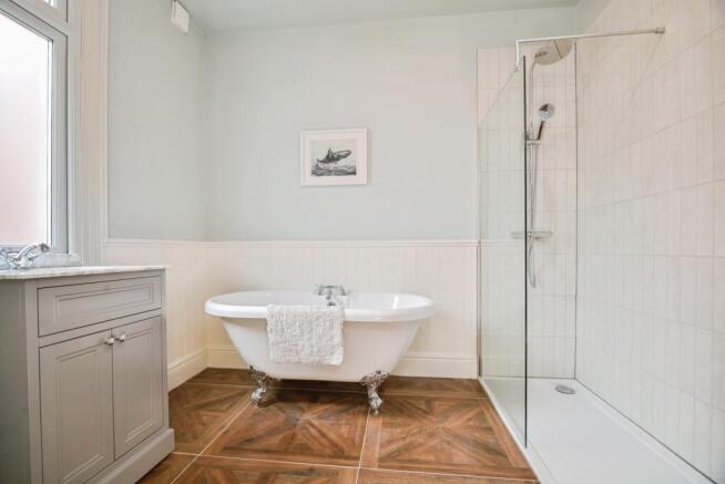 3 bed End of Terrace for sale Image 5