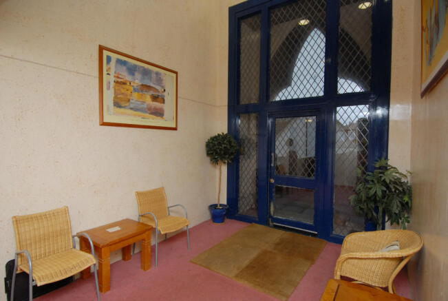 COMMUNAL HALLWAY