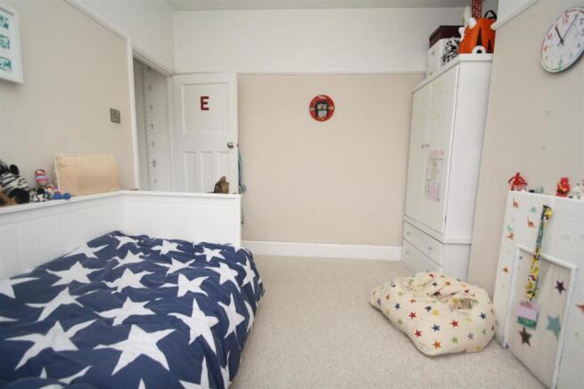 10 Clifford bed 2b.JPG