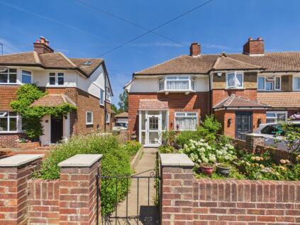 Sandringham Drive, Ashford, Surrey, TW15