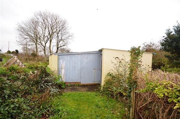 GARAGE/WORKSHOP