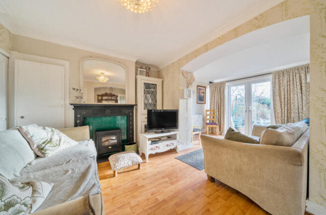 1385610-2-6929fed...