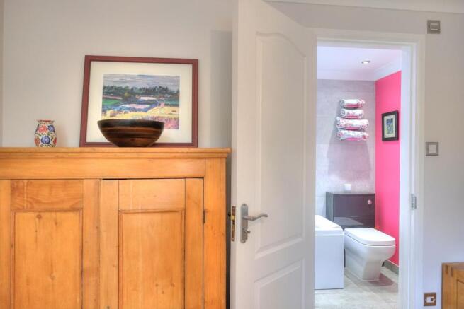 Master En-suite