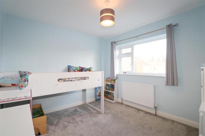 Rydal Close, Farnborough photo 4