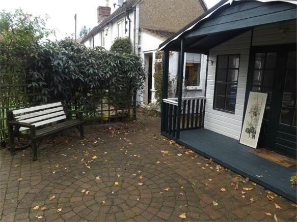 Photo 10