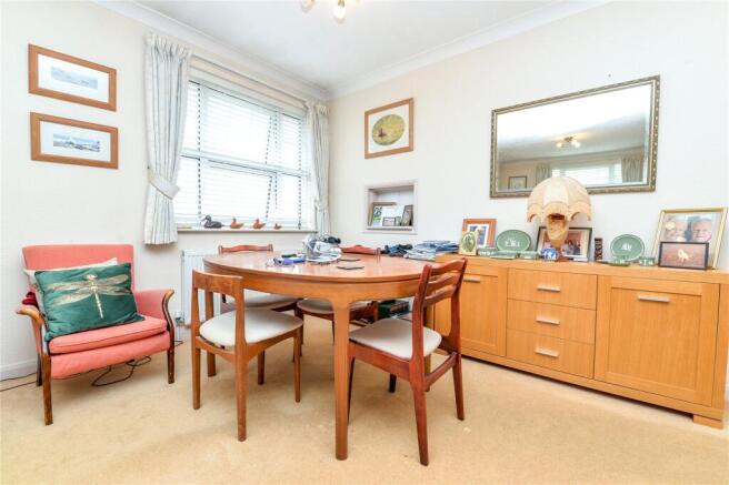 Herbert Road, New Milton, Hampshire, BH25 photo 4