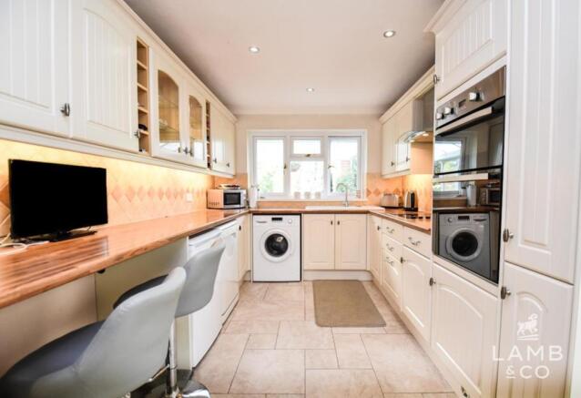 KITCHEN: