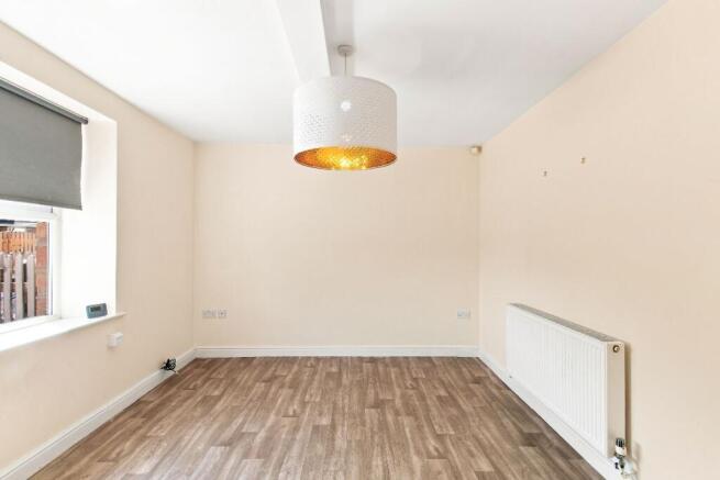 2 bed Terraced for sale Image 5