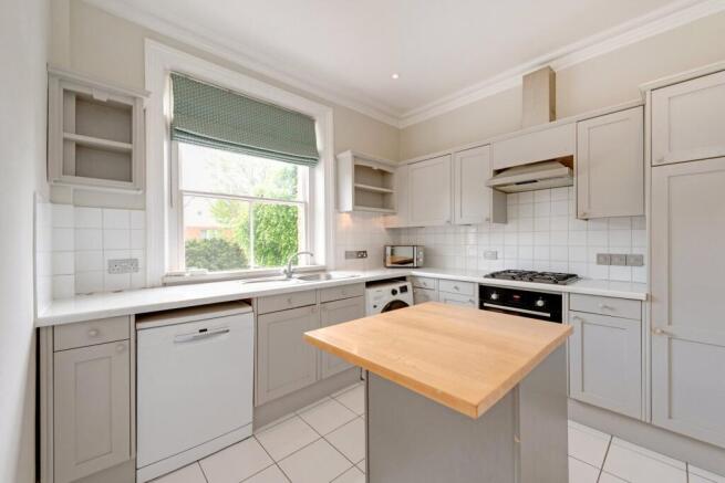 Lyndhurst Road, London, NW3 photo 4