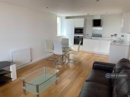 Flat 2, 6 Mallard Point, Rainhill Way, London E3 3FQ