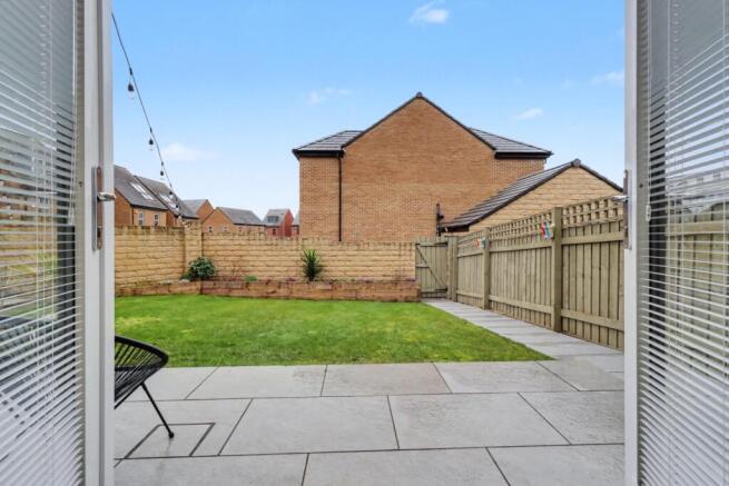 4 bed Detached for sale Image 12