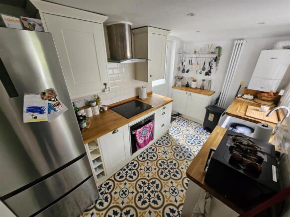 Eaton Gardens F10, 8  (2).jpg