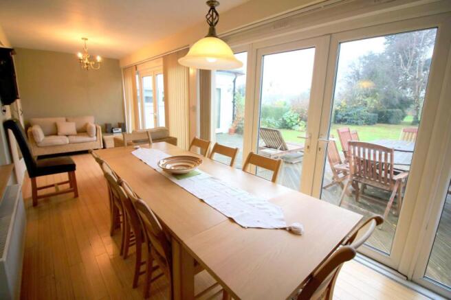 Dining Area/Conserva