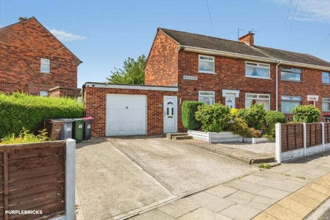 3 bed Semi-Detached for sale Image 4