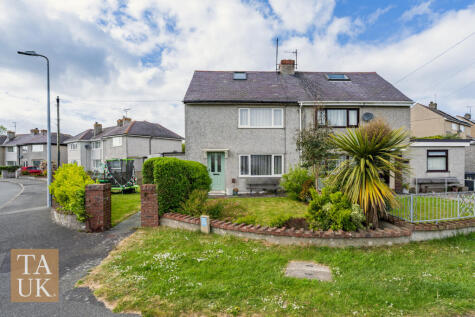 Pen Y Cefn, Amlwch, LL68