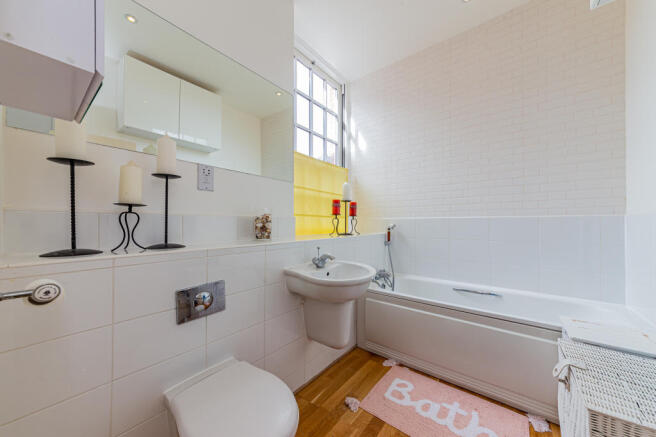 bathroom-(2)