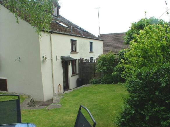 Photo 19