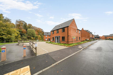 Treetop Avenue, Basingstoke, Hampshire, RG23