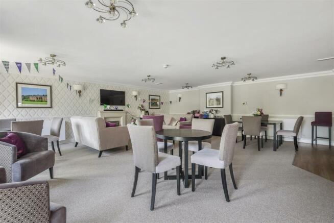 Owners Lounge.jpg