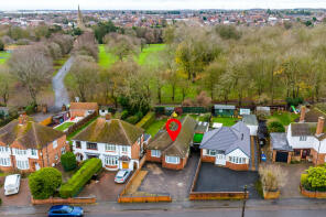 85, Hall Avenue, Rushden NN10 9ES