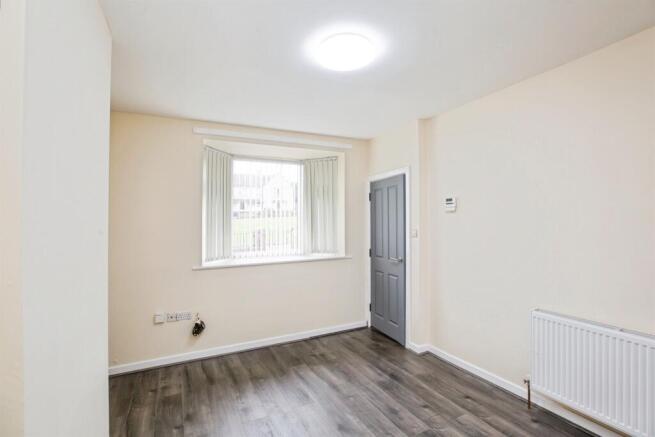 2 bed Terraced for sale Image 9
