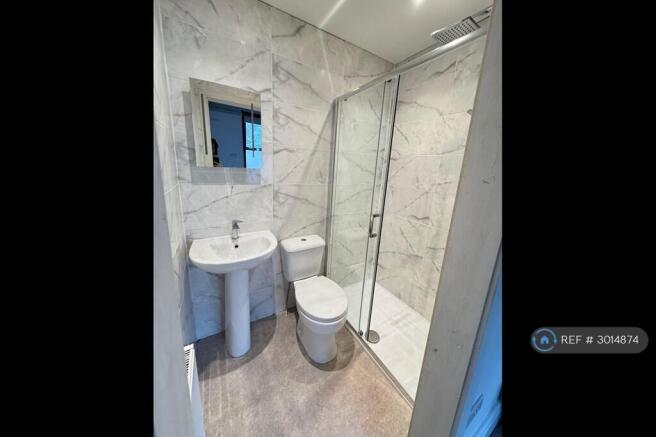 En-Suite Room 4 & 5