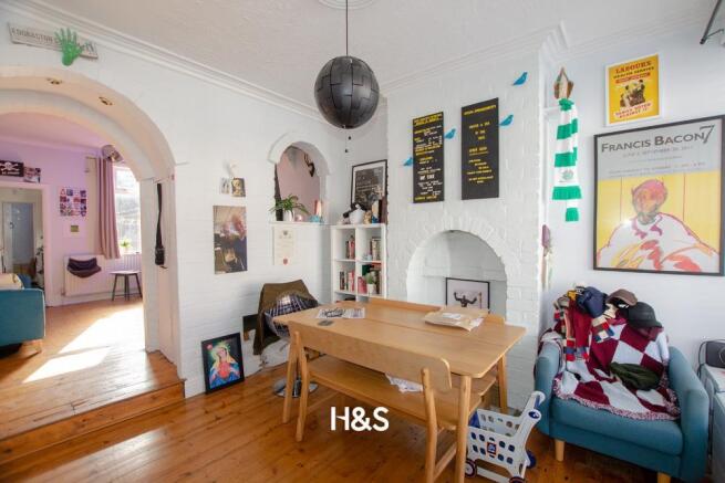 14 Southfield Road - Rec1 .jpg