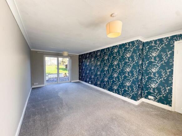 Long Lane, Carlton-In-Lindrick, S81 photo 4