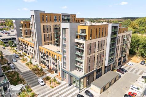 Edinburgh Gate, Harlow