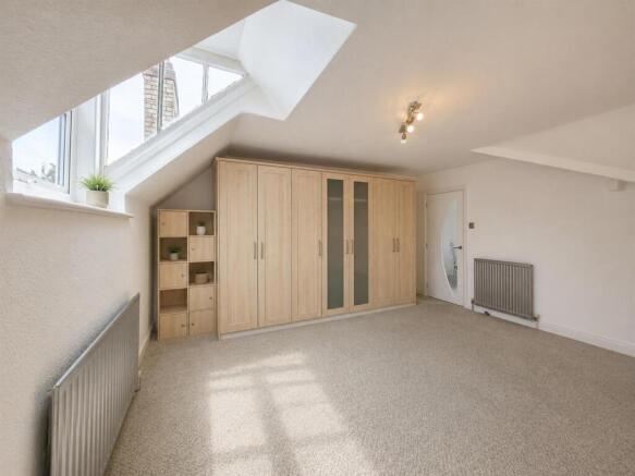 2 bed Apartment for sale Image 7