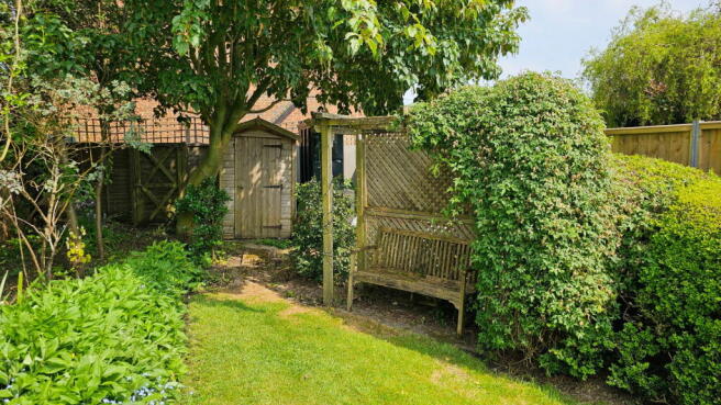 Photo 12